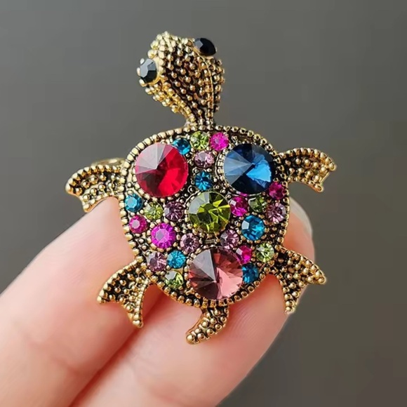 Betsey Johnson Pink Crystal Turtle Brooch - Picture 1 of 5